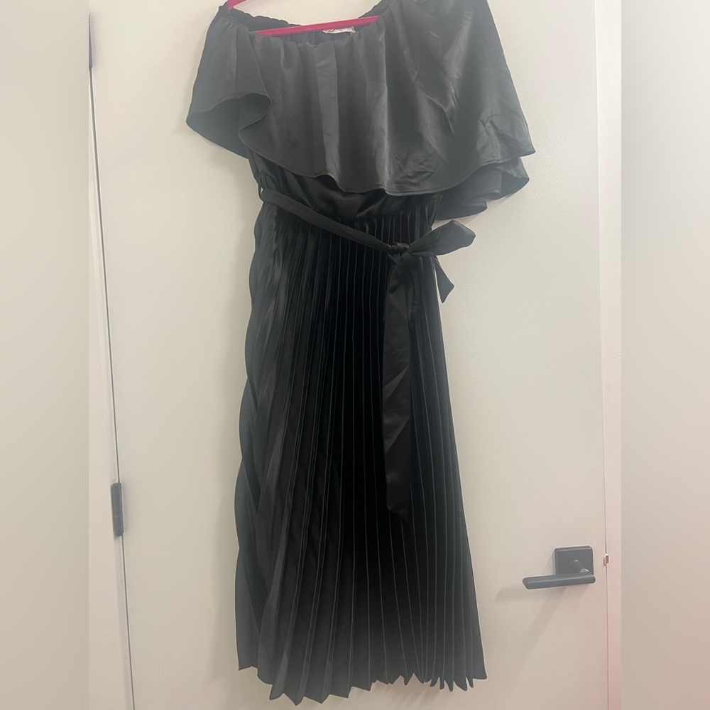 Black One Shoulder, Satin Dress